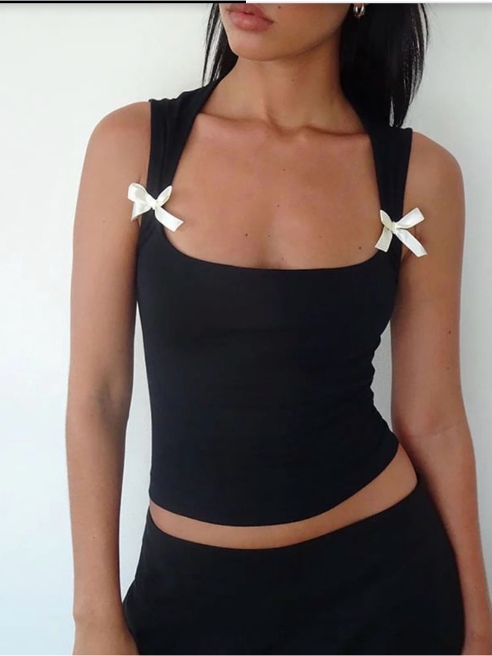 Black Scoop Neck Tank Top with Ivory Bow Accents